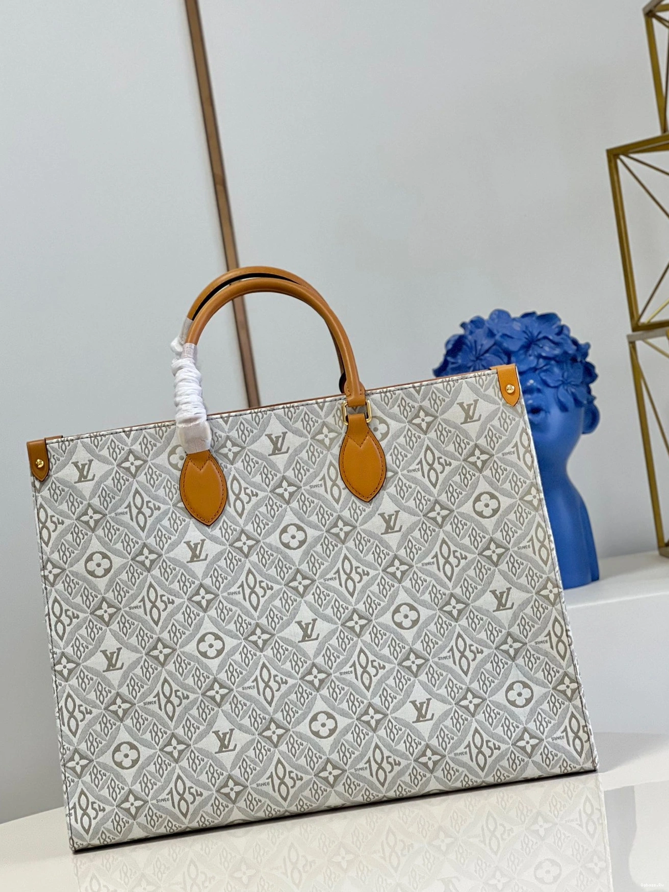 ONTHEGO GM LOUIS VUITTON 0101